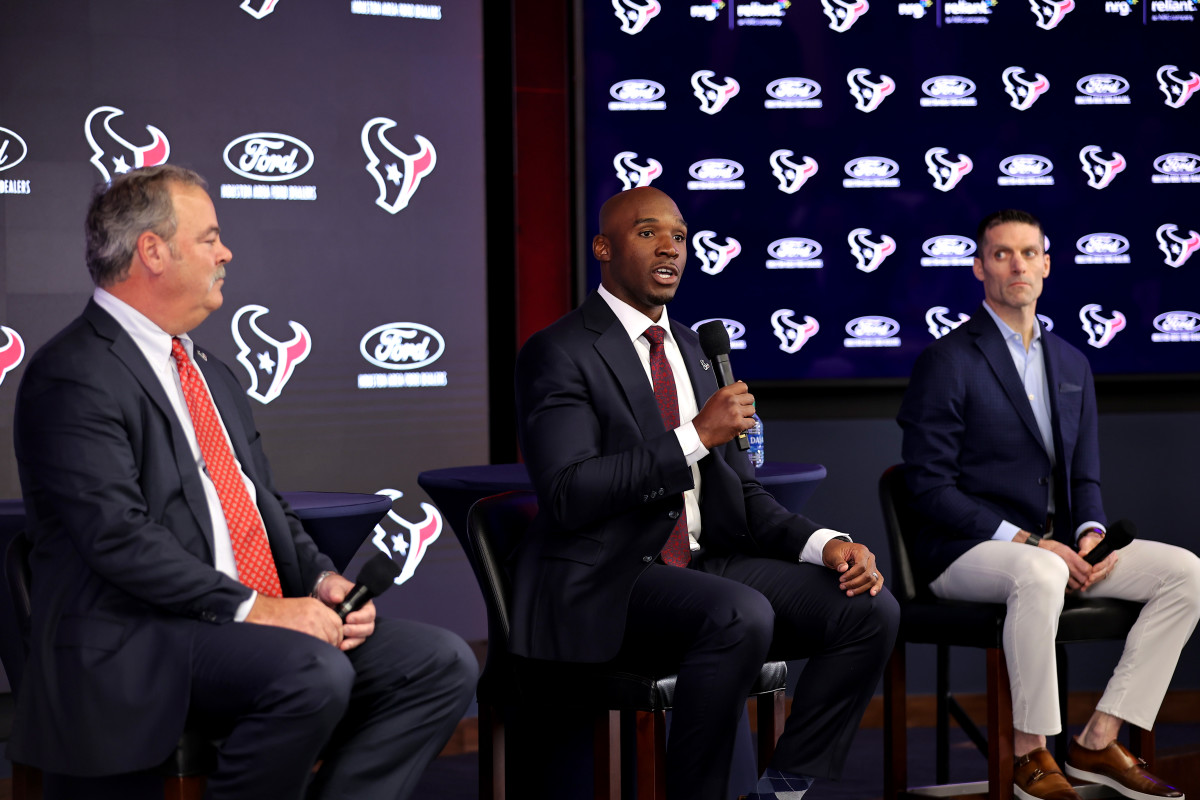 Cal McNair, DeMeco Ryans, Nick Caserio